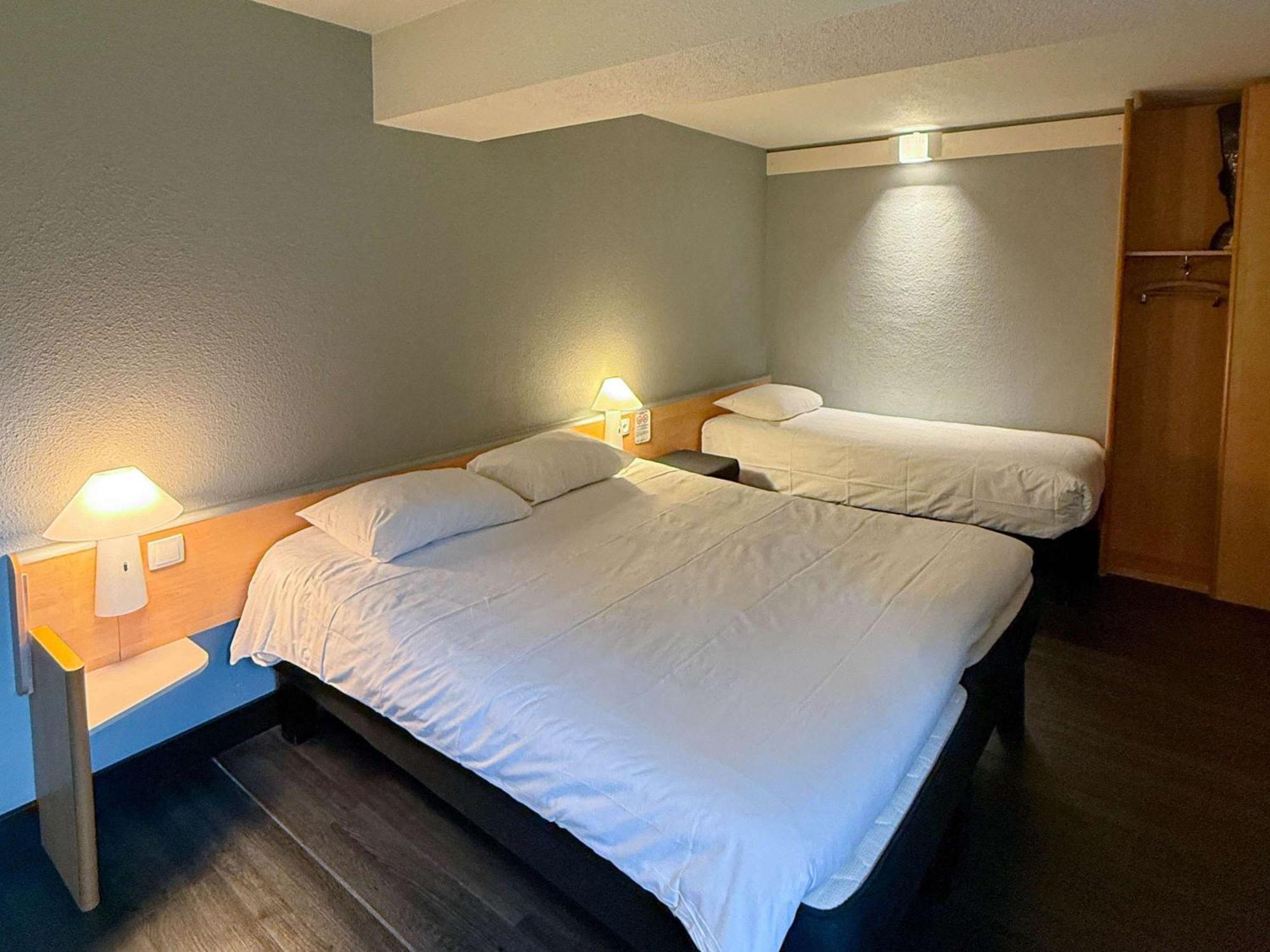 Hotel Ibis Rennes Cesson Exterior foto