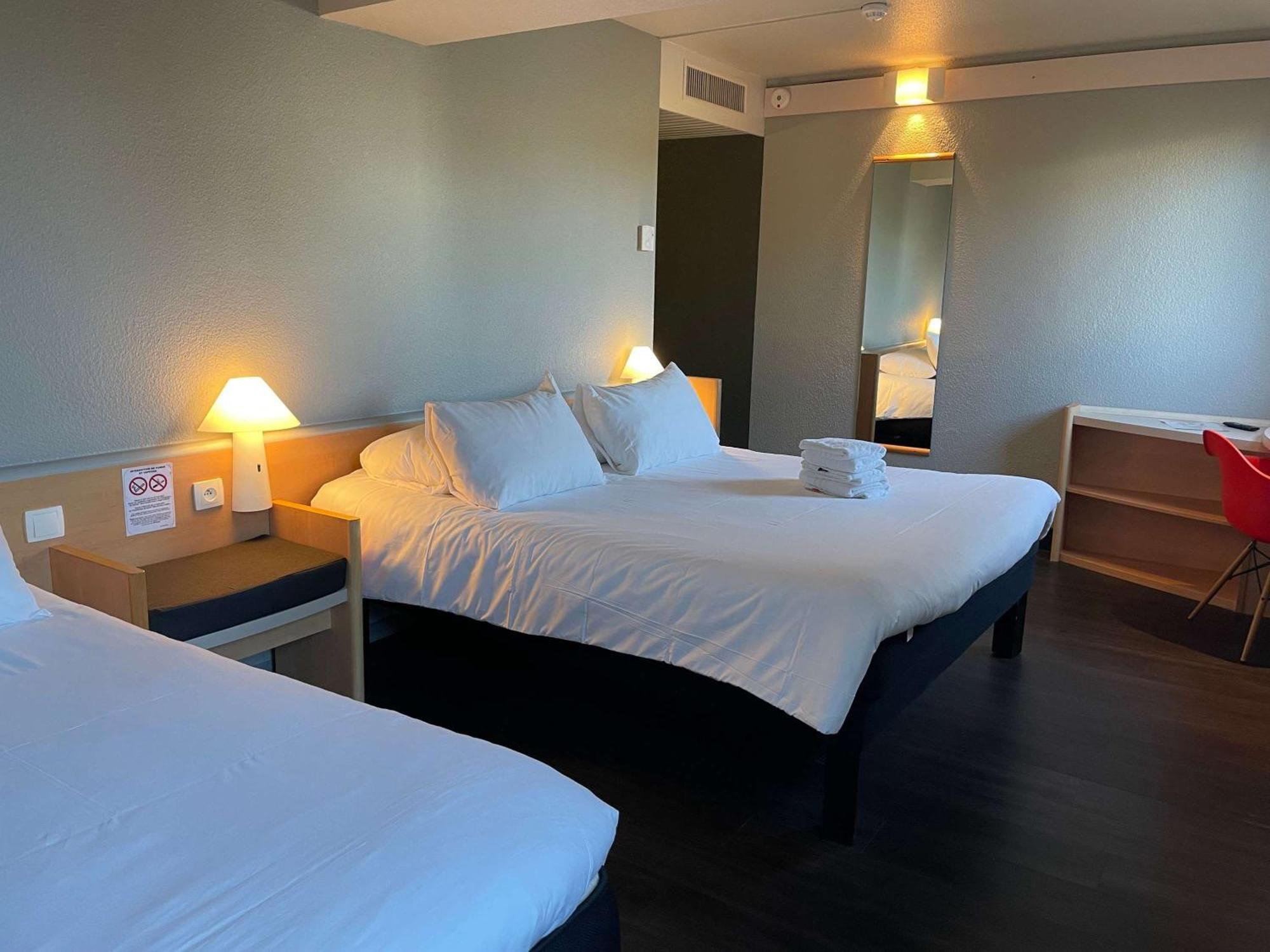Hotel Ibis Rennes Cesson Exterior foto